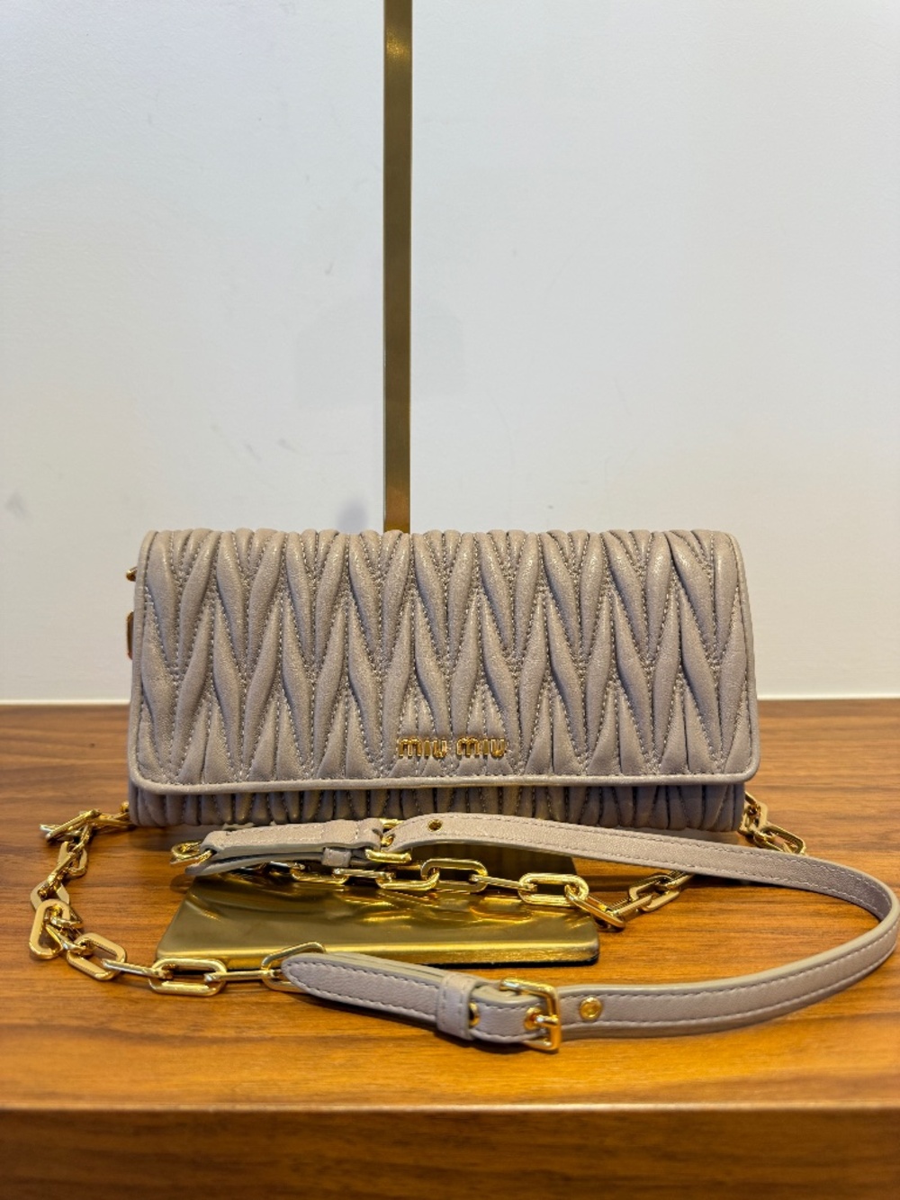 Miu Miu Nappa Matelasse Wallet on Chain in Griege